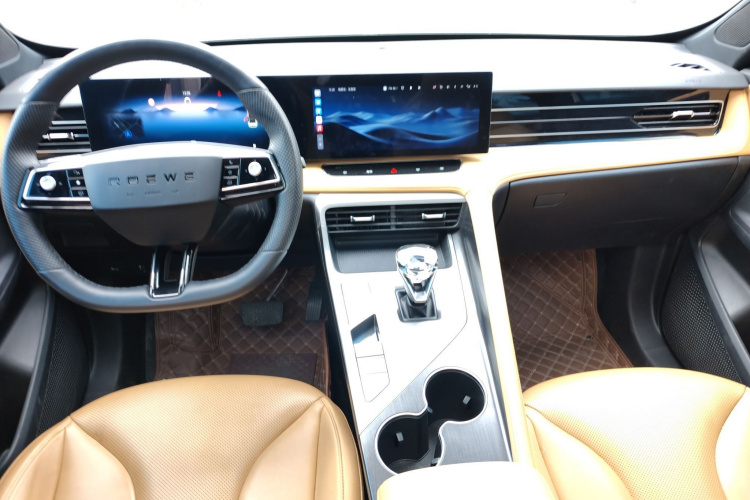 荣威RX5 2023款 1.5T 优越版中控内饰7001