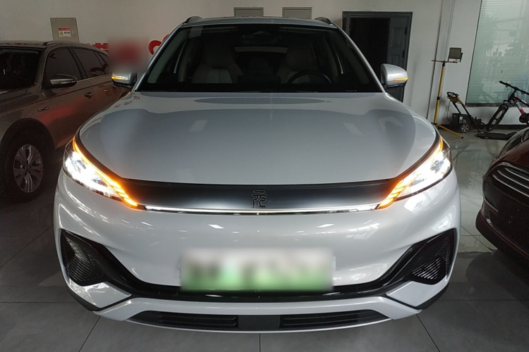 比亚迪 元PLUS 2024款 荣耀版 430KM 超越型车身外观2