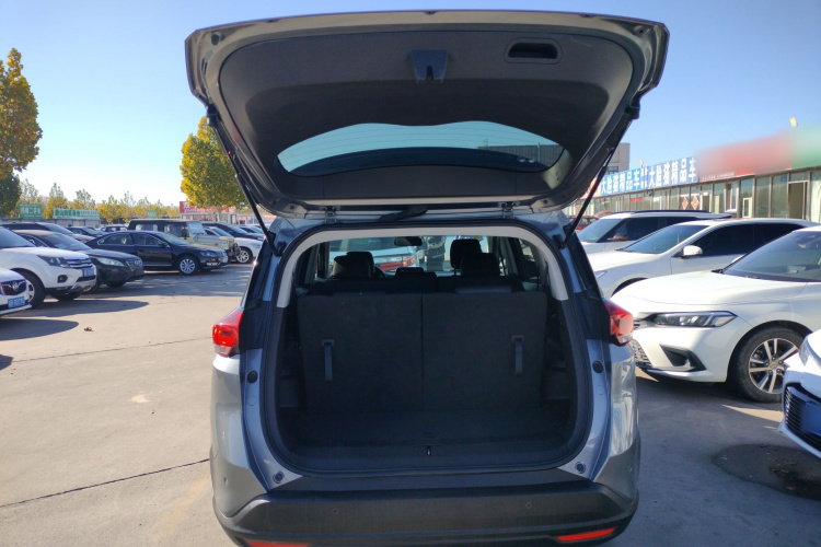 雪佛兰 沃兰多 2020款 轻混 Redline 530T 自动纵享版（5+2款）局部细节23