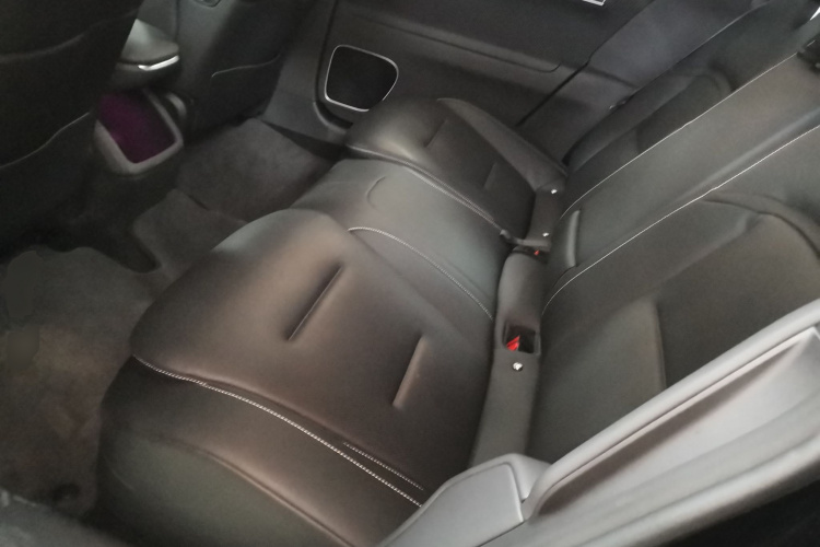 阿维塔12 2025款 Ultra增程版中控内饰7004