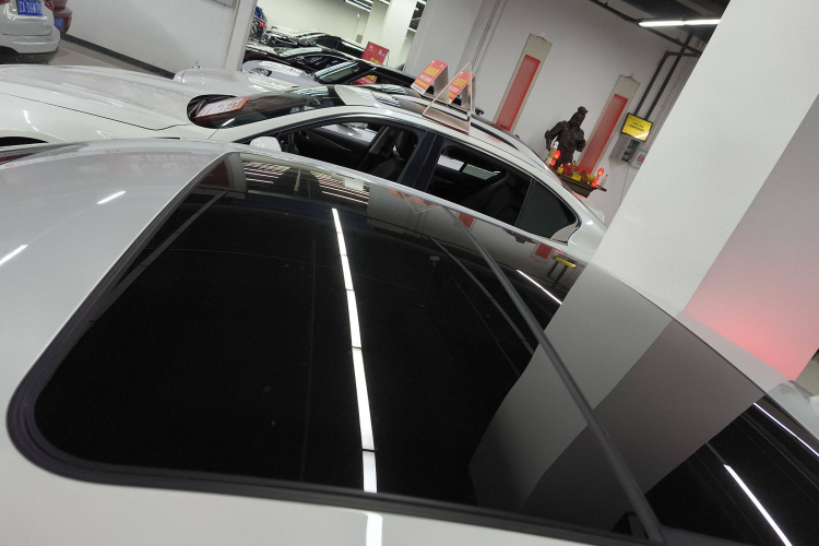 宝马1系 2021款 120i M运动曜夜版车身外观57