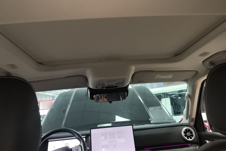 坦克300 2025款 2.4T 柴油版中控内饰22