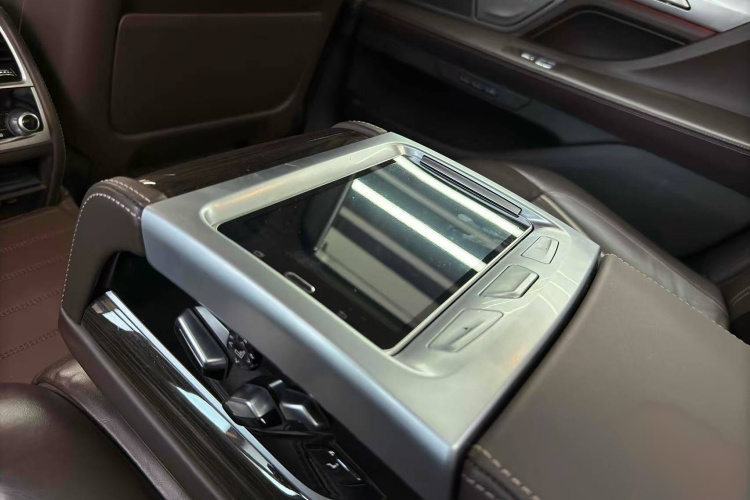 宝马7系 2021款 730Li 豪华套装中控内饰7003