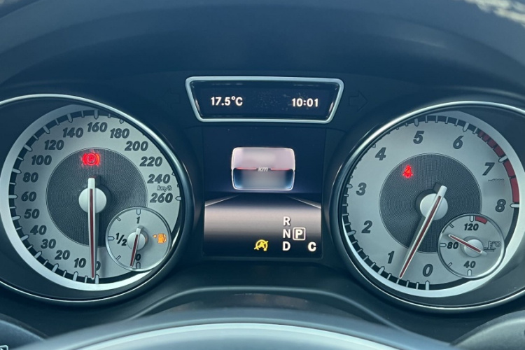 奔驰CLA 2016款 CLA 200 动感型中控内饰7005