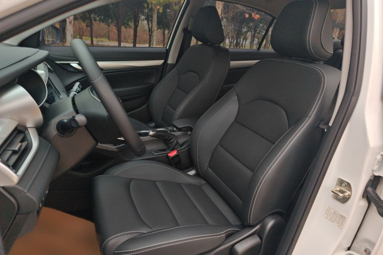 吉利汽车 帝豪 2020款 1.5L CVT舒适型局部细节19