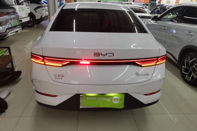 比亚迪 秦PLUS 2025款 DM-i 智驾版 55KM领先型车身外观6