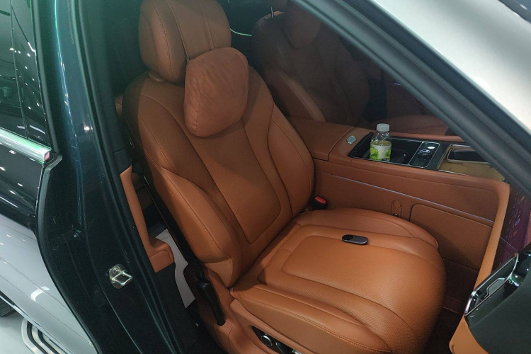 鸿蒙智行 问界M9 2024款 增程 Max版 52kWh 6座版局部细节41