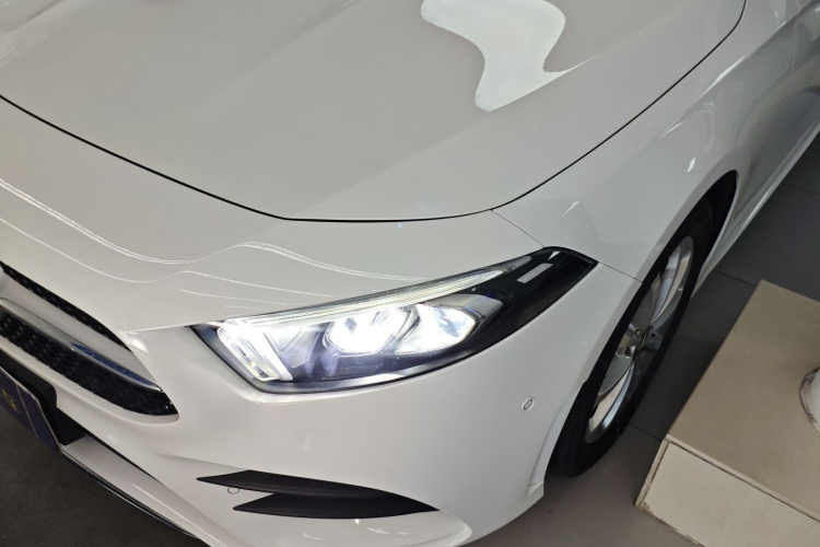 奔驰A级 2022款 改款 A 200 L 运动轿车动感型局部细节36