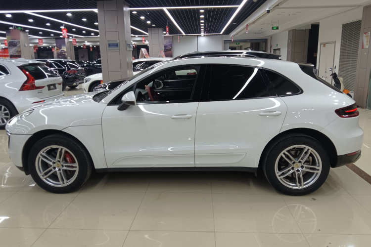 保时捷 2017款  Macan 2.0T车身外观4