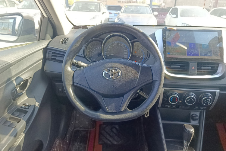 丰田 威驰 2019款 1.5L CVT创行版中控内饰13