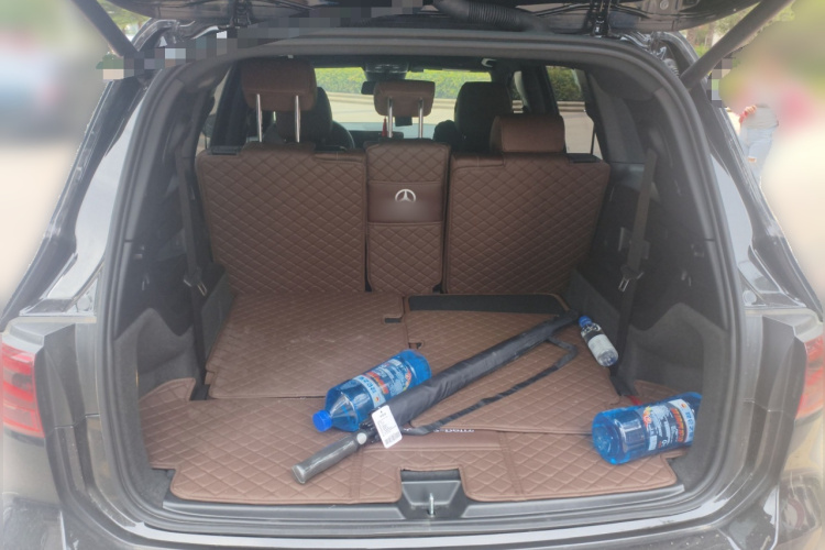 奔驰GLB 2024款 改款 GLB 220 时尚型中控内饰23