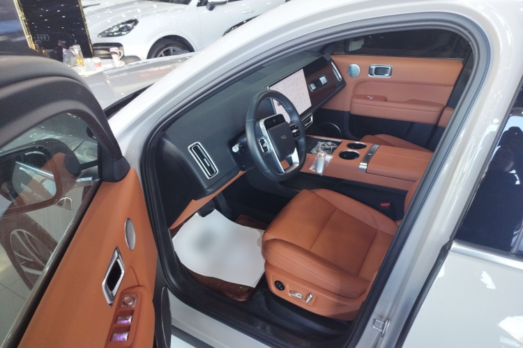 理想汽车 理想L6 2024款 Max中控内饰20