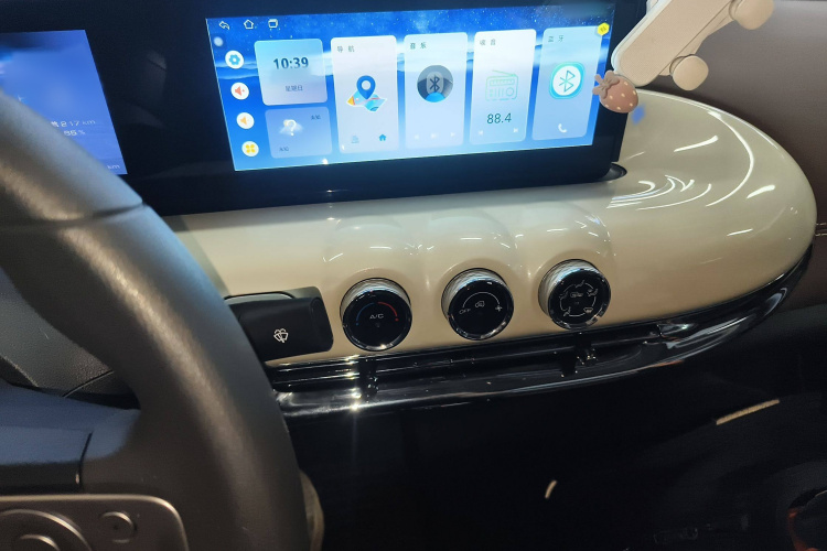 五菱汽车 五菱缤果 2024款 333km 悦享款局部细节16