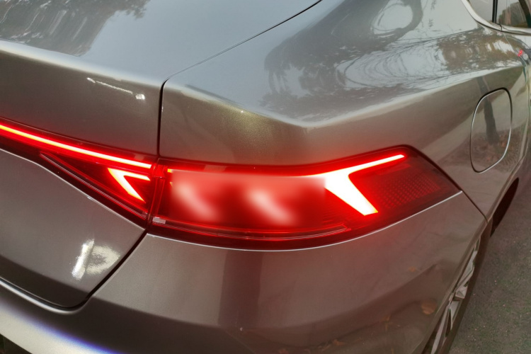 比亚迪 秦PLUS 2023款 冠军版 DM-i 55KM领先型车身外观6006