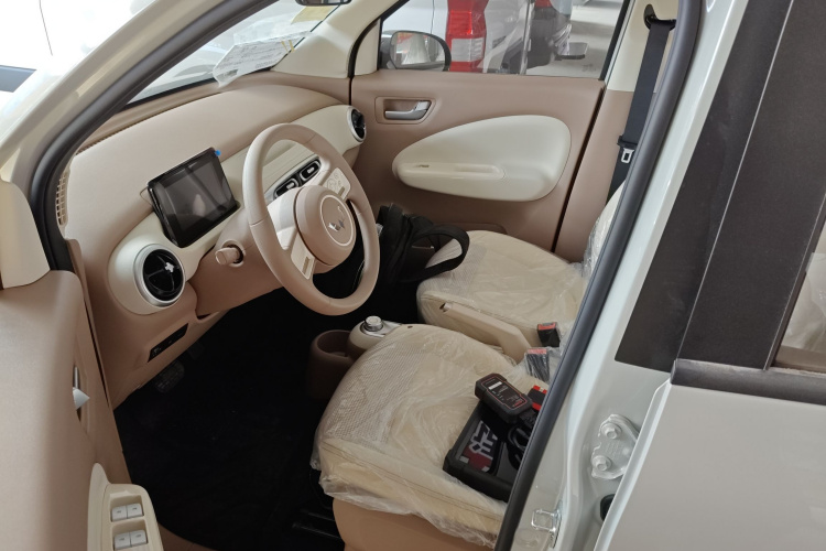 五菱汽车 宏光MINIEV 2025款 四门版 进阶款中控内饰20