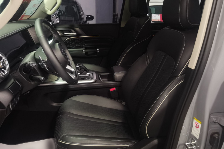 坦克300 2023款 越野版 2.0T 征服者局部细节19