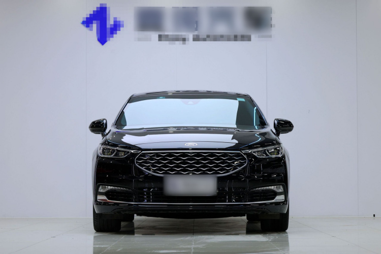 福特 金牛座 2019款 EcoBoost 245 Vignale臻享版车身外观6001