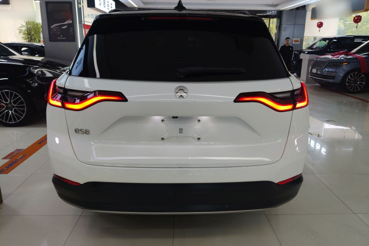 蔚来ES8 2018款 355KM 基准版 七座版车身外观6004