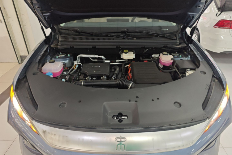 比亚迪 宋Pro新能源 2025款 第二代 DM-i 75KM超越型局部细节24