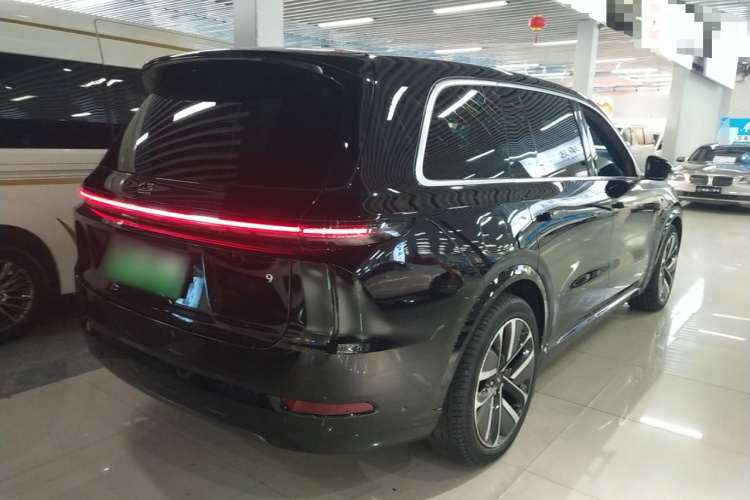 理想汽车 理想L9 2023款 Pro车身外观7