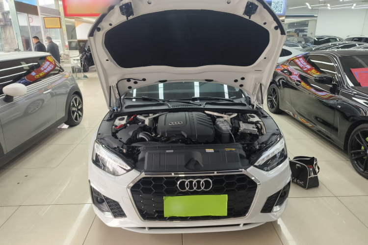 奥迪A5 2023款 Coupe 40 TFSI 时尚动感型机舱底盘24