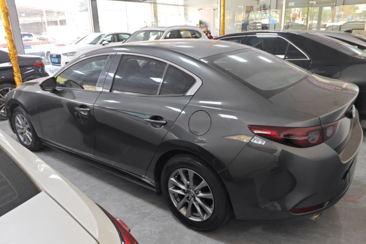 马自达3 昂克赛拉 2020款 1.5L 自动质美版车身外观4