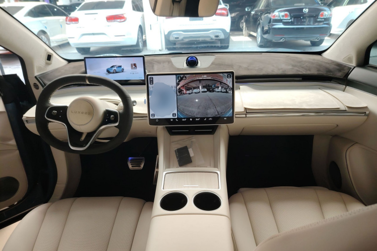 鸿蒙智行 智界R7 2024款 纯电 736km UItra中控内饰12