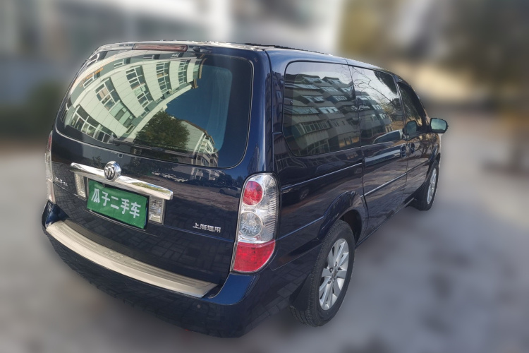 别克GL8 2014款 2.4L 行政版车身外观6005