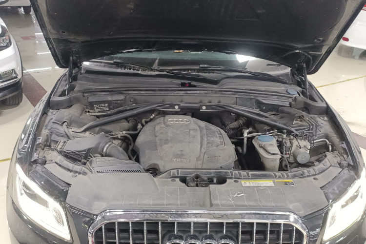 奥迪Q5 2017款 40 TFSI 舒适型局部细节24