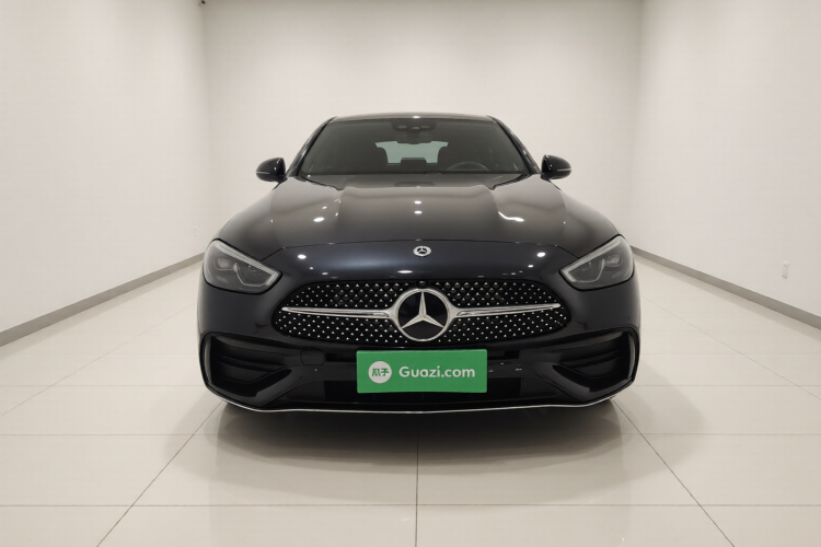 奔驰C级 2024款 C 200 L 运动版车身外观2