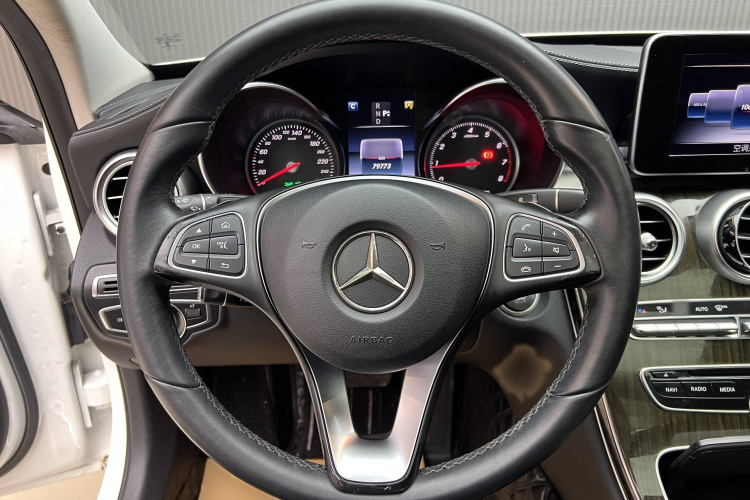 奔驰C级 2016款 C 200 L中控内饰7002