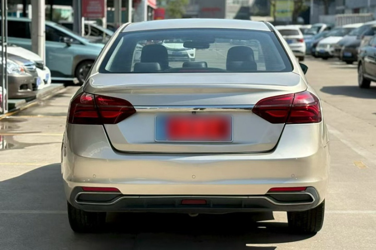 吉利汽车 帝豪 2019款 领军版 1.5L CVT向上互联型 国VI车身外观6006