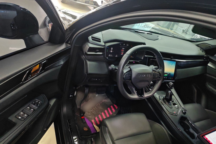 领克01 EM-P 2023款 1.5TD EM-P PM中控内饰20