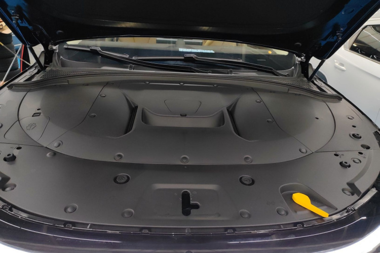 鸿蒙智行 问界M7 2024款 1.5T 智驾后驱Pro版 5座机舱底盘24