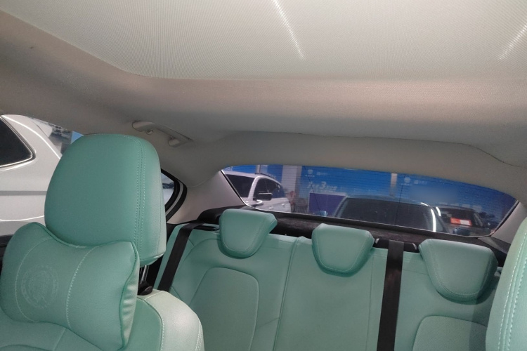 福特 福克斯 2021款 三厢 EcoBoost 180 自动锋潮型中控内饰22