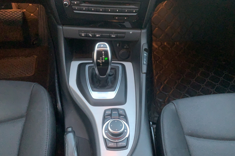 宝马X1 2014款 sDrive18i 领先型局部细节18