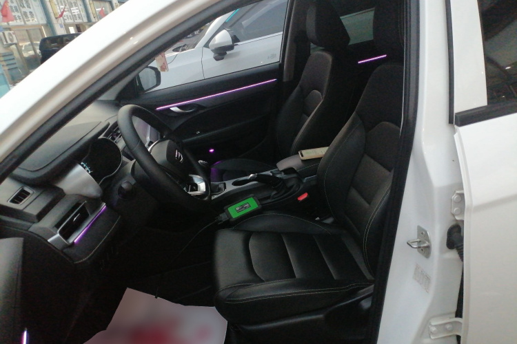 吉利汽车 帝豪 2021款 UP 1.5L 手动舒适型中控内饰19