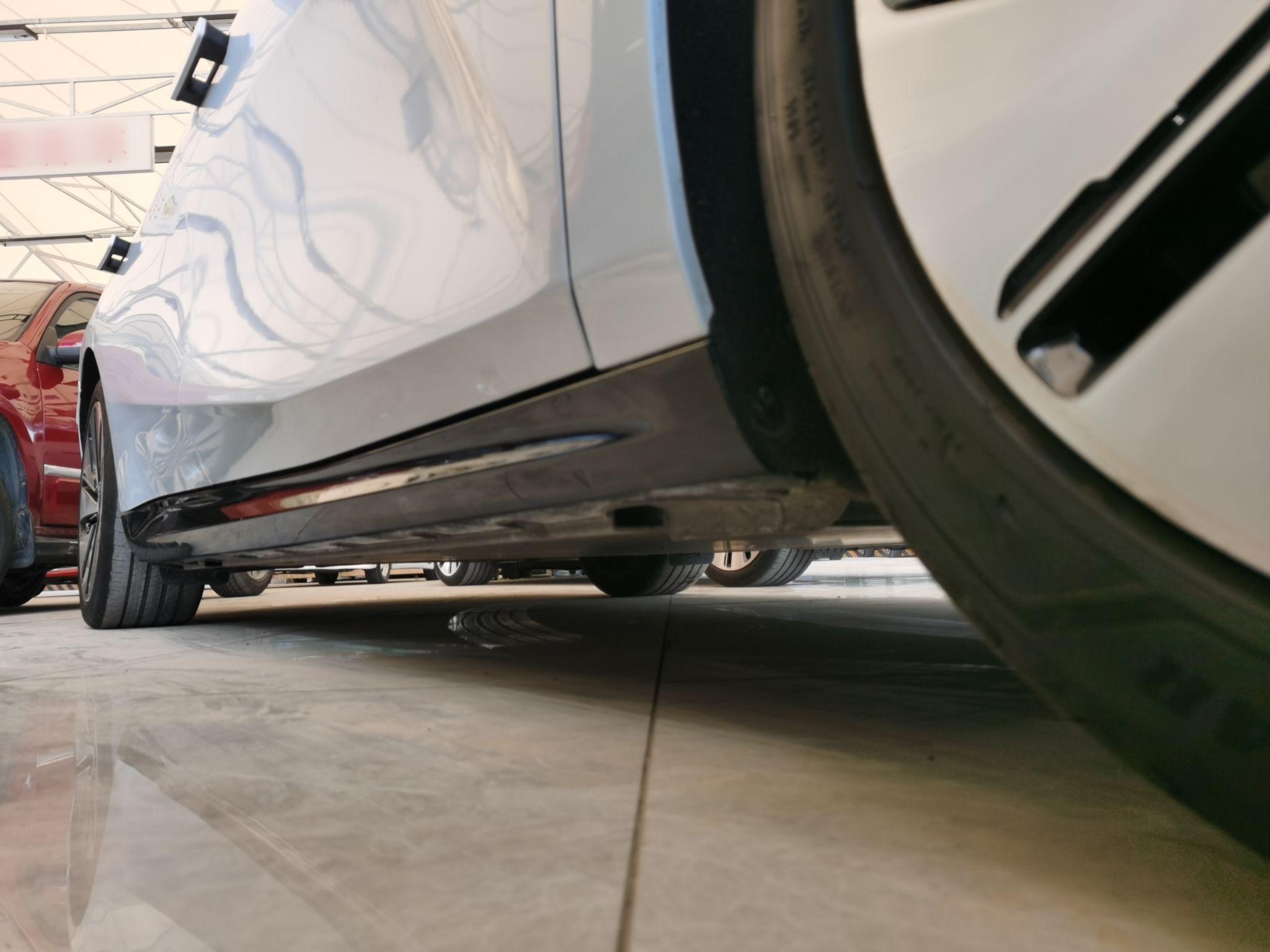 吉利银河 银河E8 2024款 665km 后驱星舰 远航版