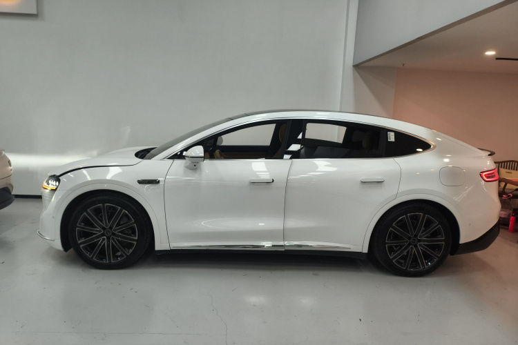 鸿蒙智行 智界R7 2024款 纯电 667km Pro车身外观6003