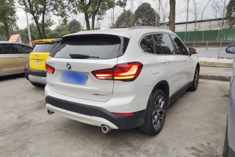 宝马X1 2022款 sDrive25Li 领先型车身外观7