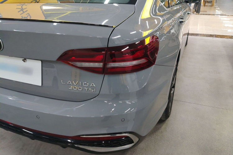 大众 朗逸 2023款 300TSI DSG星空永逸版车身外观9