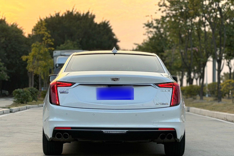 凯迪拉克CT6 2019款 28T 时尚型车身外观6005