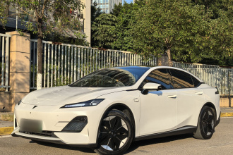 深蓝汽车 深蓝SL03 2025款 纯电运动型