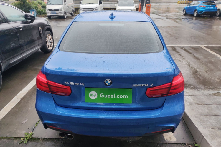 宝马3系 2019款 320Li M豪华套装车身外观6