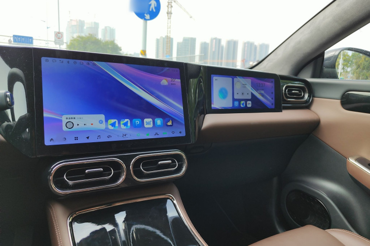 零跑汽车 零跑C01 2023款 增程 316 智享版局部细节16