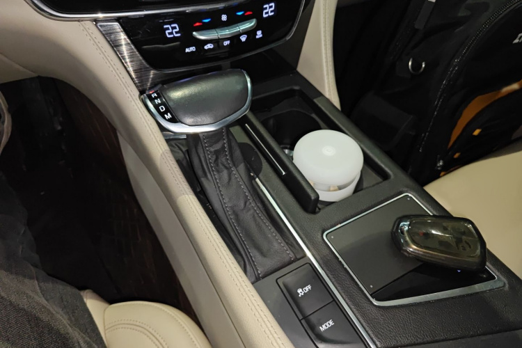 凯迪拉克CT6 2016款 28T 时尚型局部细节18