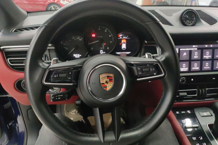 保时捷 2022款 Macan 2.0T中控内饰13