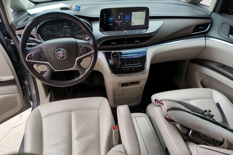 别克GL8 2020款 陆上公务舱 652T 豪华型中控内饰12