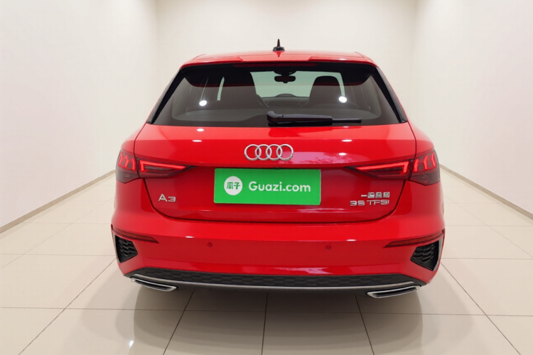 奥迪A3 2024款 Sportback 35 TFSI 时尚运动型车身外观6