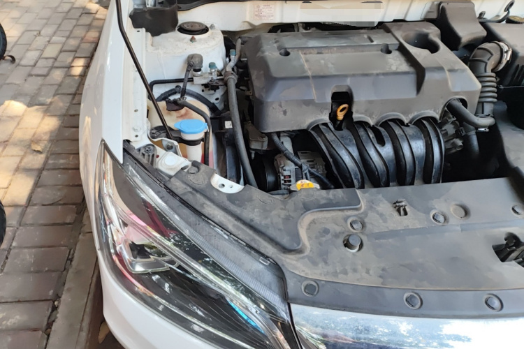 吉利汽车 帝豪 2019款 领军版 1.5L CVT向上亚运版 国V局部细节9006